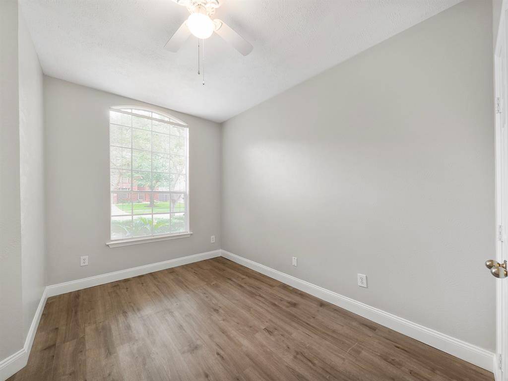 Secondary bedroom #1