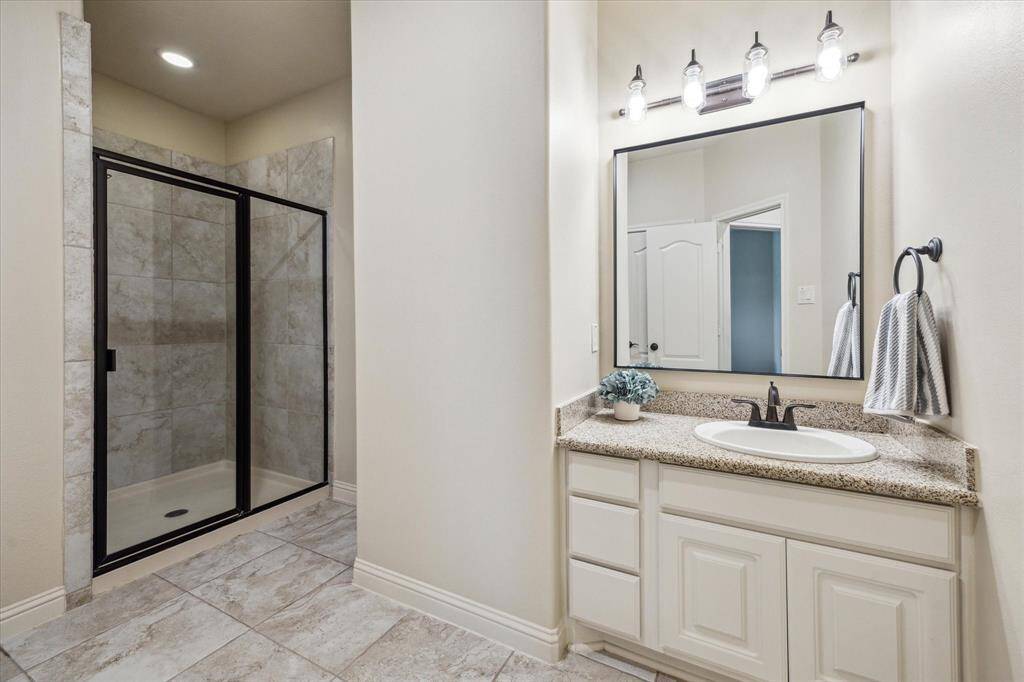 3rd Bedroom located upstairs with its own full bathroom