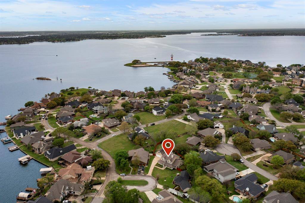 Within walking distance to the lake.