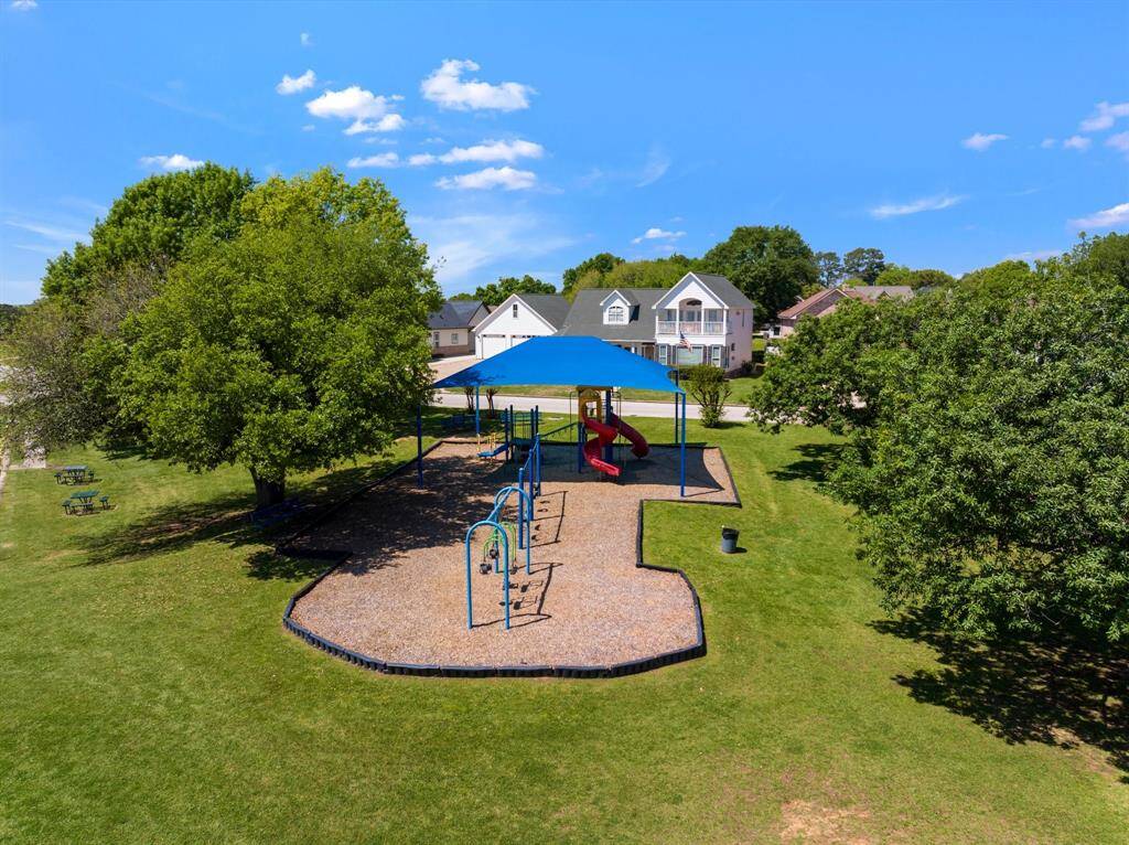 Neighborhood pool overlooking the lake!