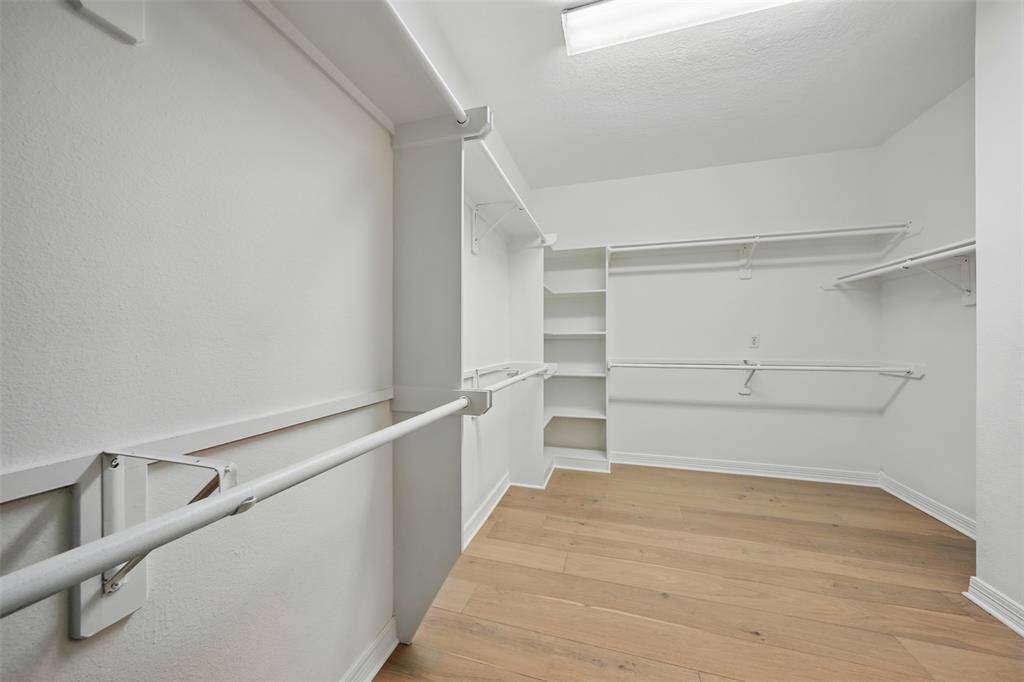 master room walk in closet, neat and spacious