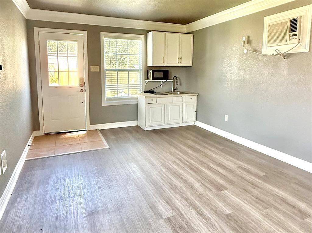 Guest House Living Interior