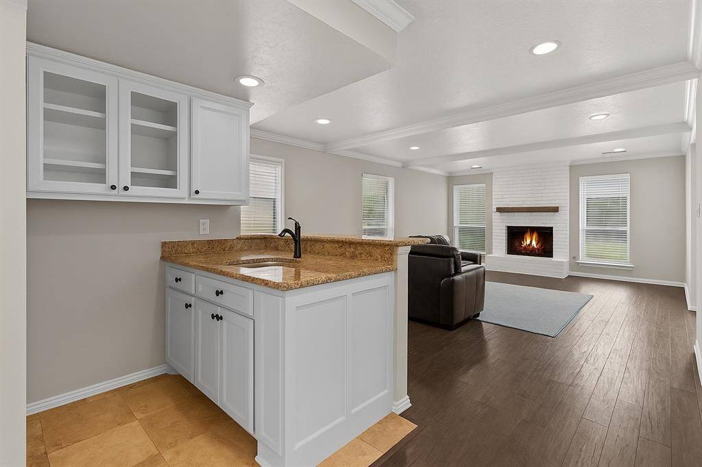 Between the breakfast room and the living room is a wet bar -  fantastic for entertaining friends and family!