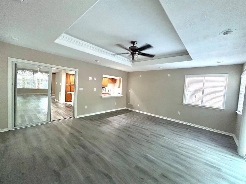 OVERZIZED game room facing the POOL OASIS
