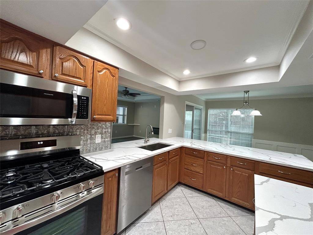 Stainless STEEL appliances