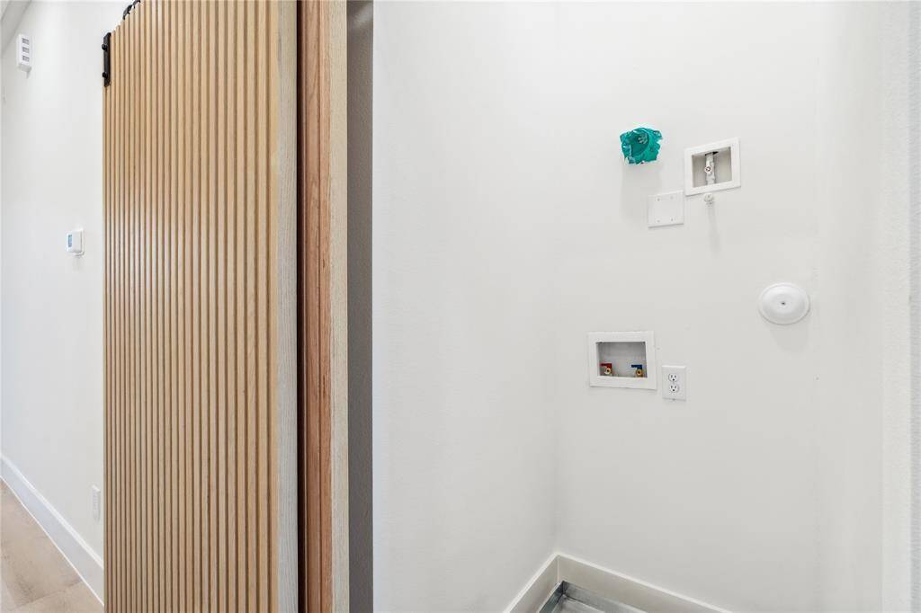 A well-planned space where clean design meets everyday practicality.