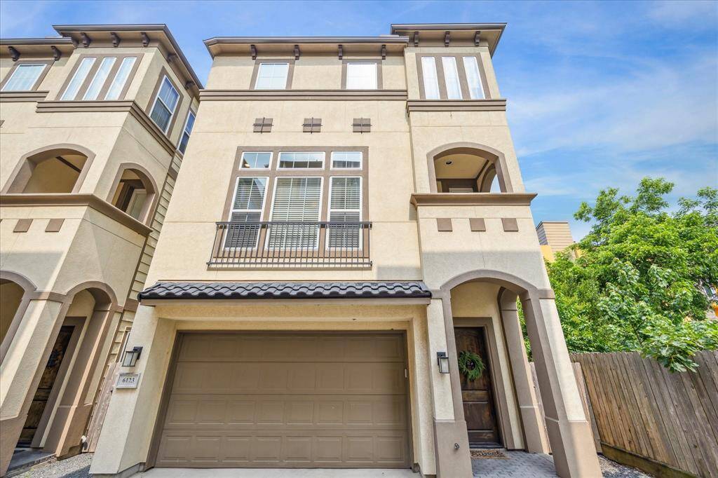 Situated inside a quiet gated enclave, this three-story gem offers the perfect blend of privacy, style, and city living. Just a short walk from Memorial Park and minutes to Houston’s best dining, shopping, and nightlife this is the urban retreat you’ve been waiting for.