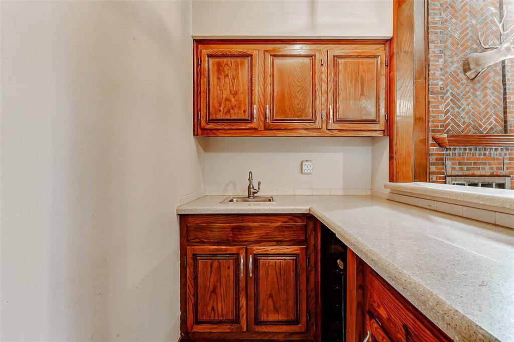 Wet bar off family room