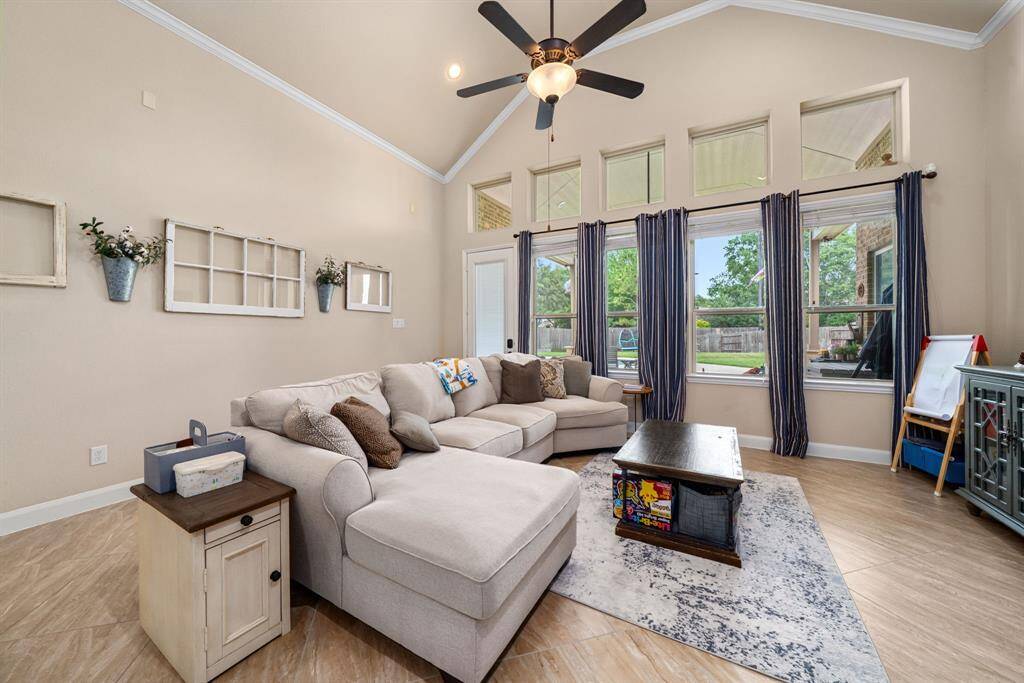 Livingroom is large enough to accommodate even your large pieces