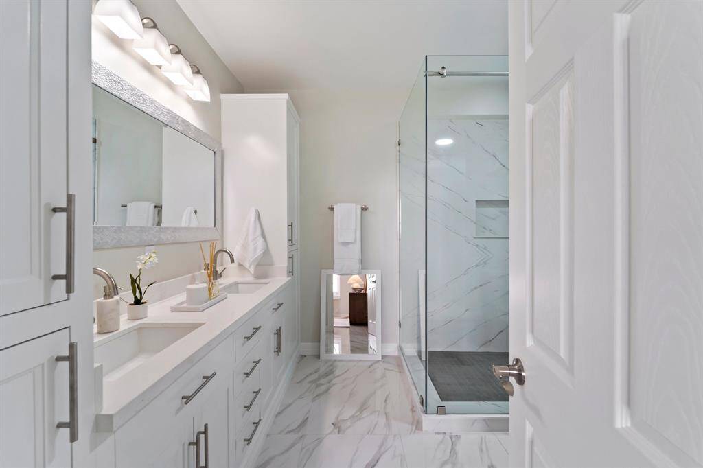 Primary bath