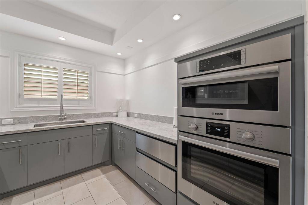 Woodway meeting room kitchen