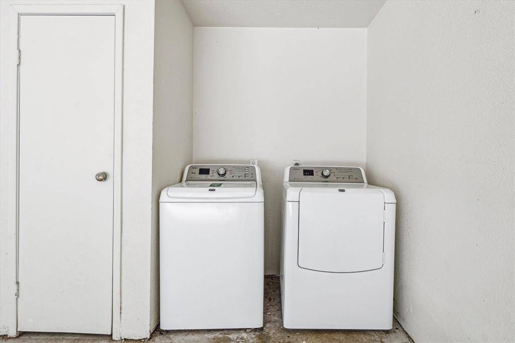 Washer and dryer included!