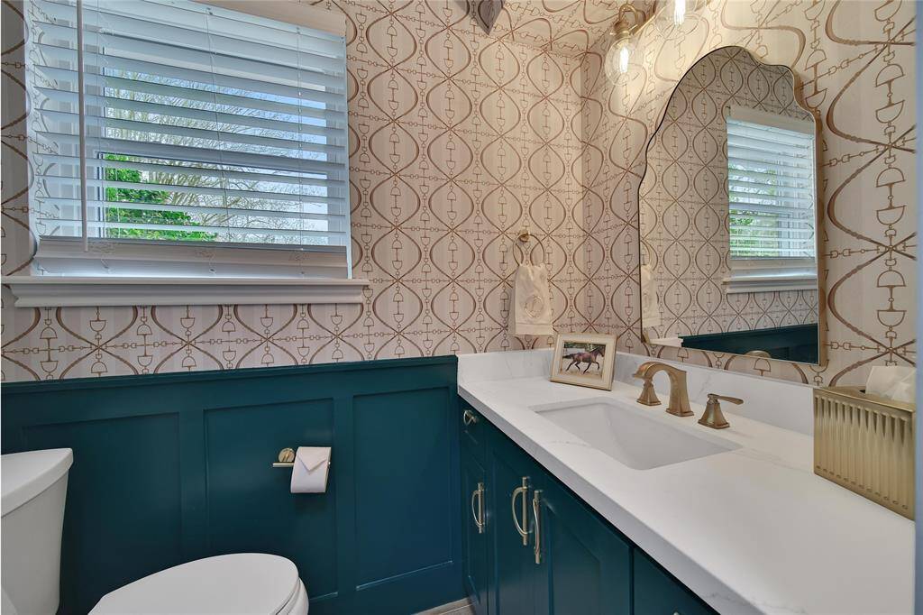 This half bath is too stylish not to share!