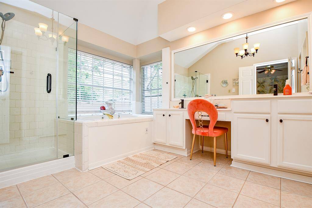 Beautifully landscaped with great curb appeal!