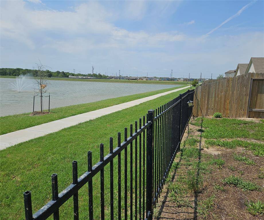 Take the time to imagine your early morning or late evening walks on the trail by the lake.