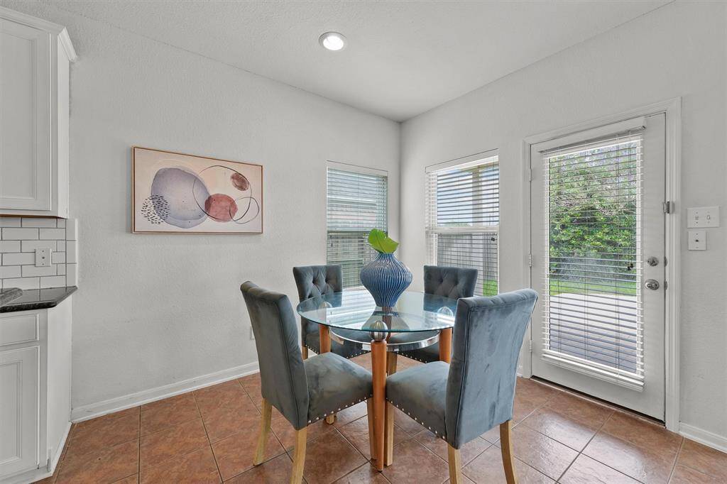 Breakfast nook