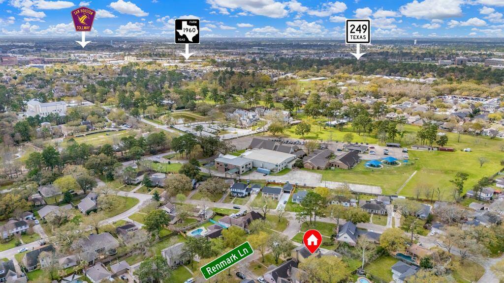 Perfectly situated near Beltway 8, Highway 249, and Hardy Toll Road for optimal convenience.