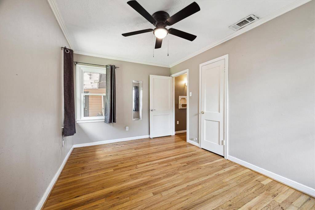 Back bedroom