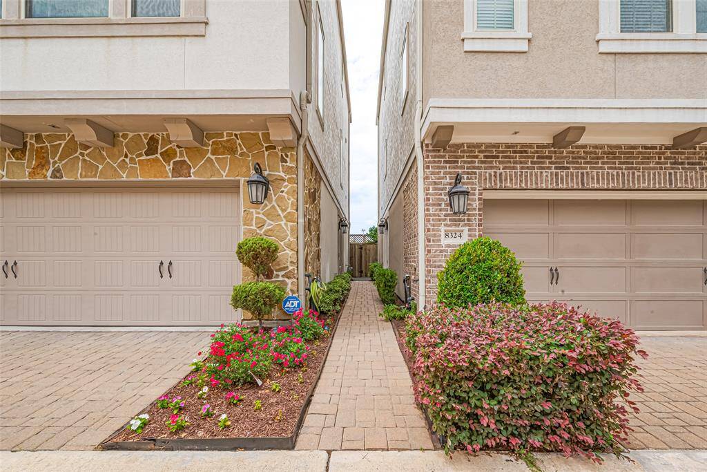 Enjoy a lush front and backyard with minimal effort thanks to your Rain Bird sprinkler system. Your HOA fees cover the maintenance of your backyard grass, including all water usage. Don't delay, Schedule your Showing Today! This house is sure to go quickly.