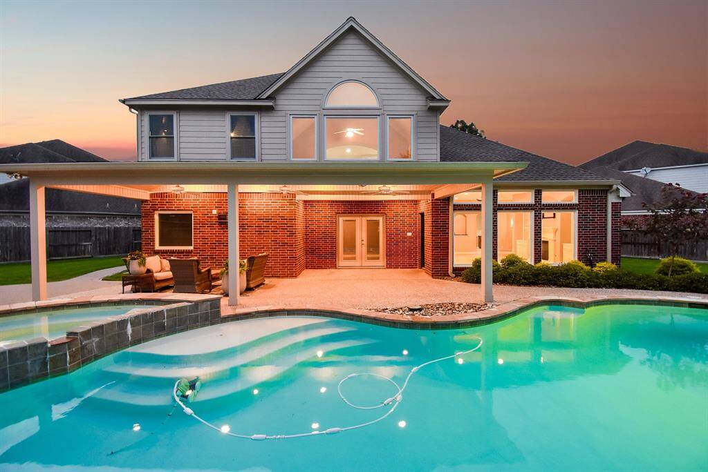 A nighttime swim is always fun.  Heat up the Jacuzzi and enjoy!