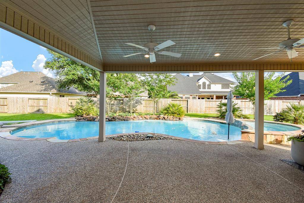 Huge backyard with so many possibilities.