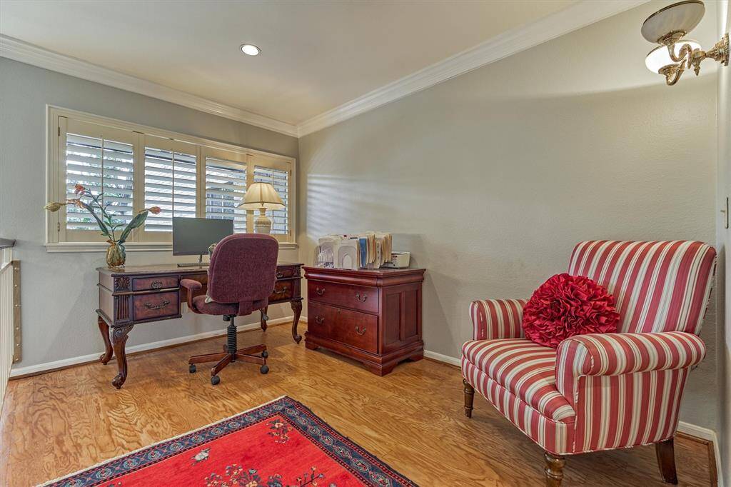 Third Floor Nook used as a study