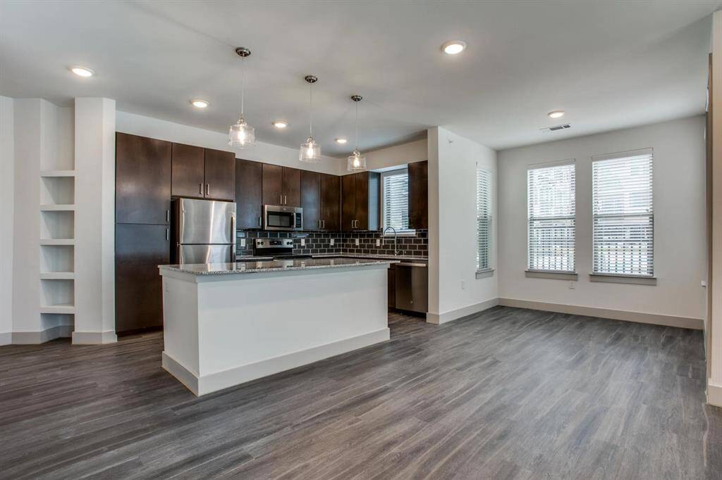 Photos displayed may be of similar units or floor plans featuring the same finishes. Not of actual unit