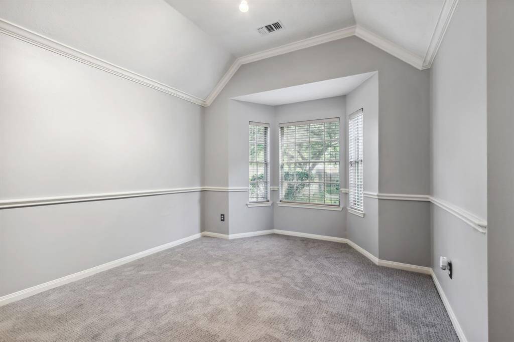 Formal Dining
