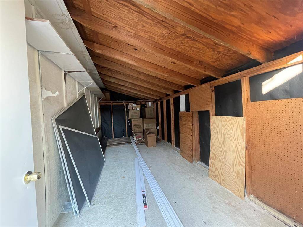 extra storage behind garage