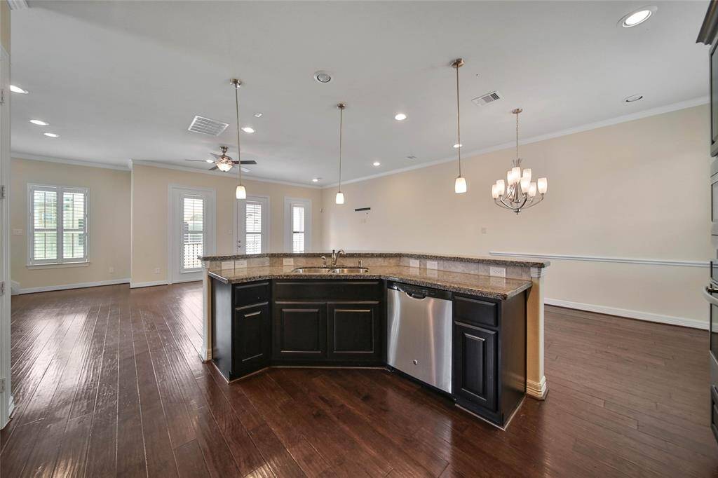 View of kitchen :2.