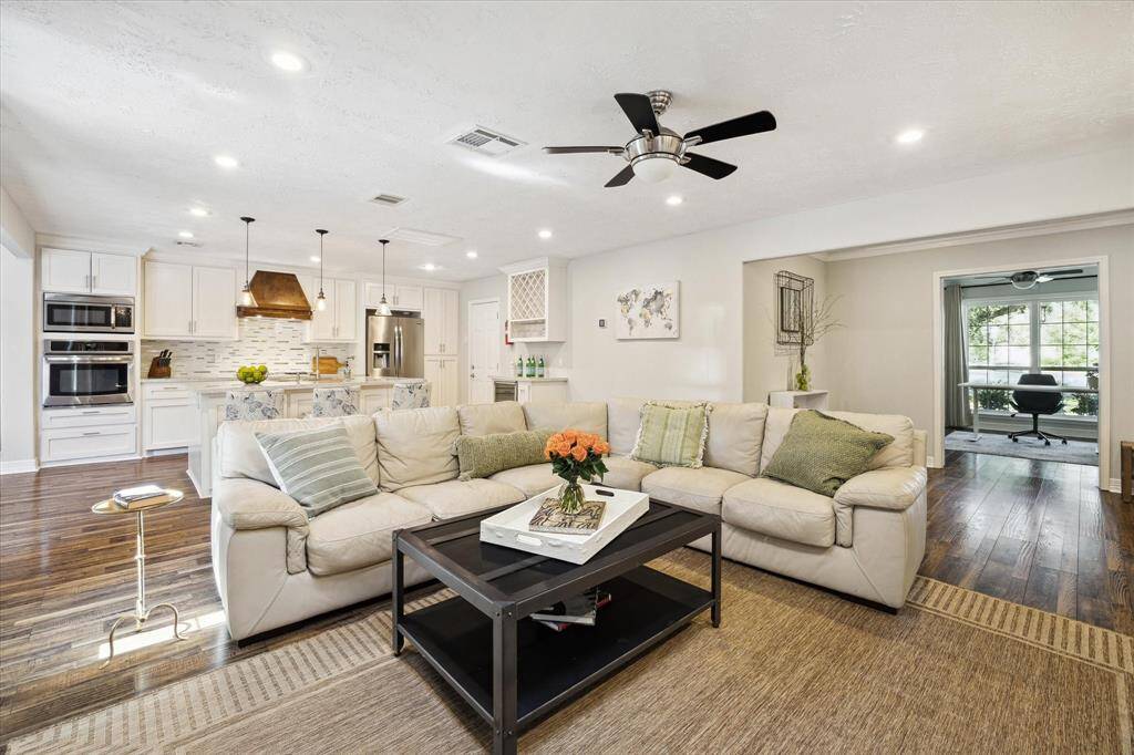 An open-concept design offers the ideal setting for family gatherings and effortless entertaining.