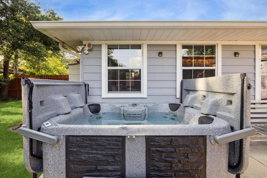 Stargaze, unwind with a book, or simply relax after a long day in your private Jacuzzi hot tub.