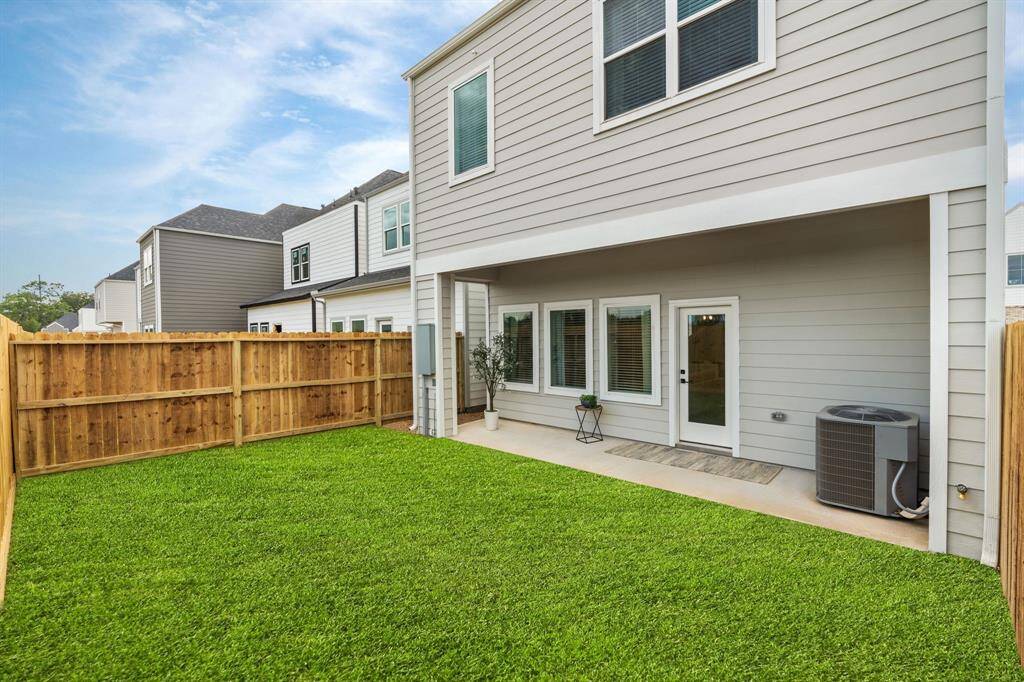 Photos are of the model unit and not actual unit but it is the same floor plan.