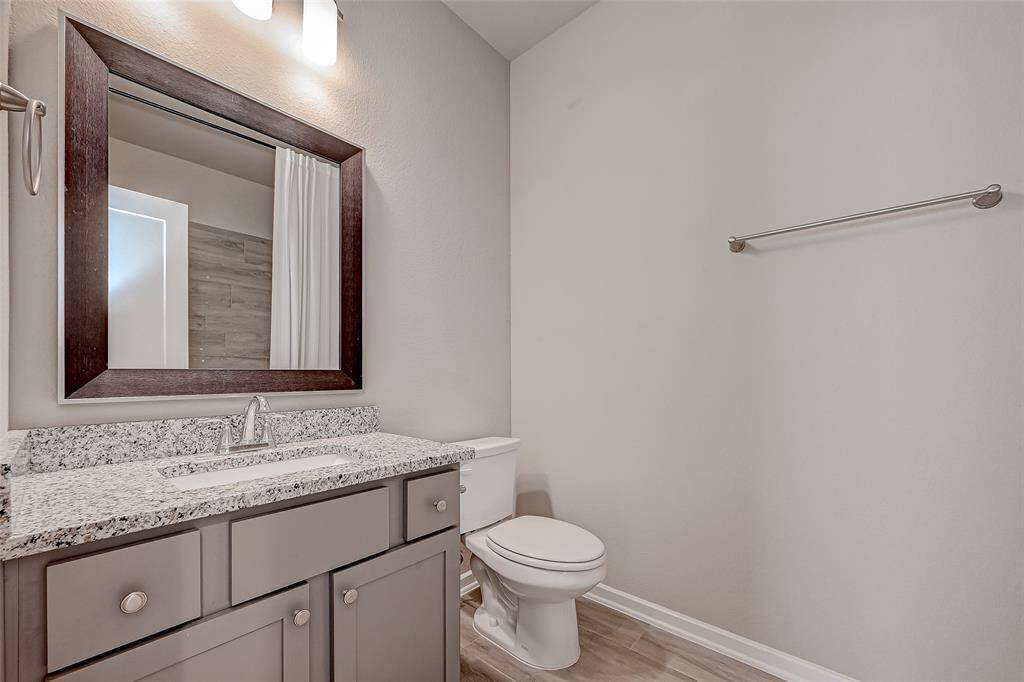 Secondary bathroom downstairs