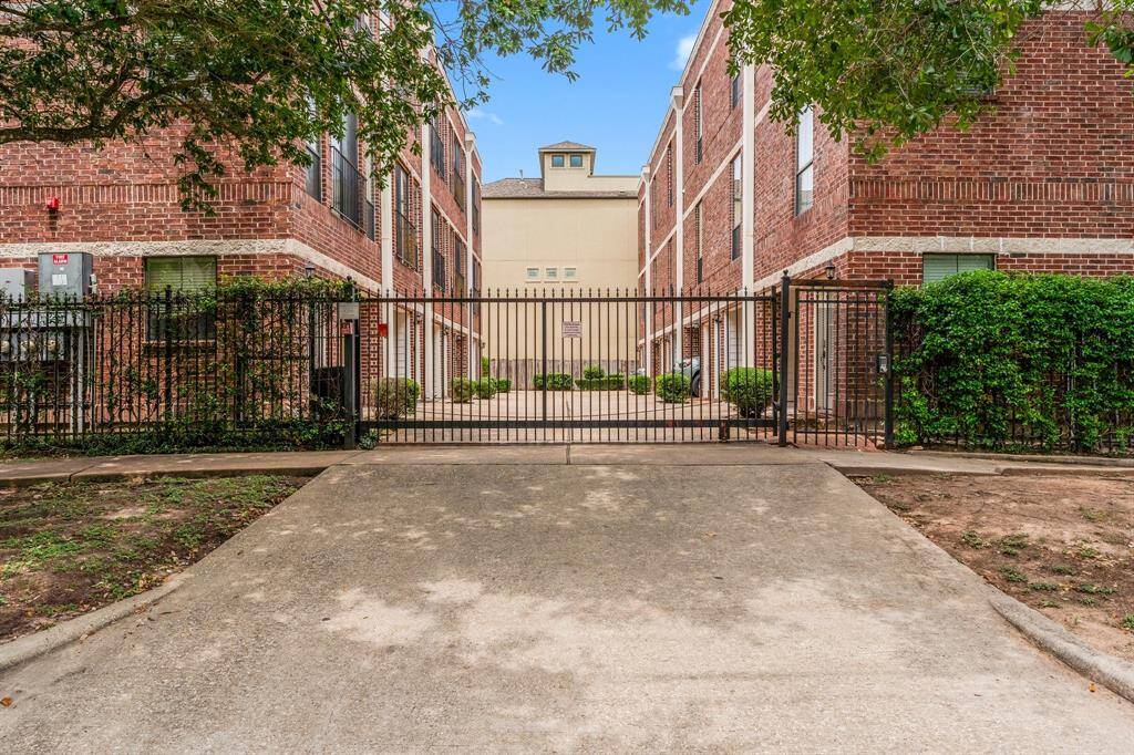 Welcome to your home on 118 McGowen!