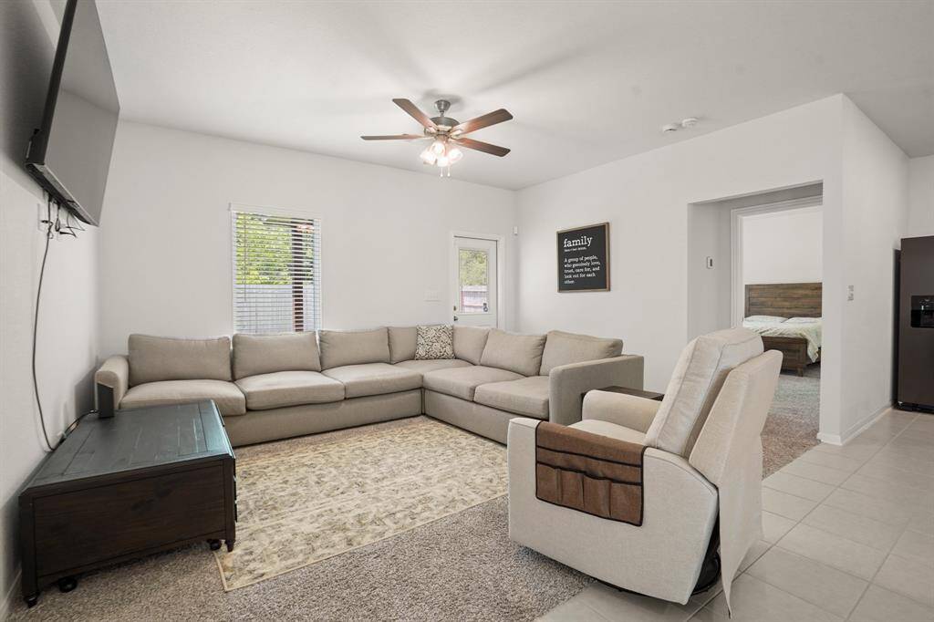 Spacious Living Room