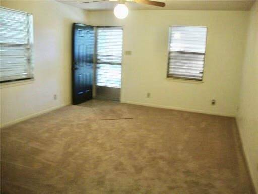 Living room as you enter garage apartment.