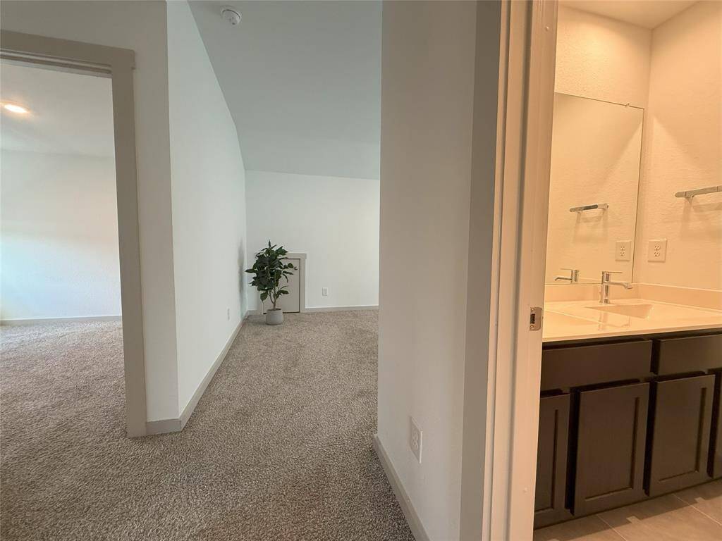 Upstairs bedroom 3