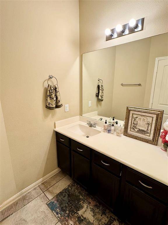 Secondary bathroom