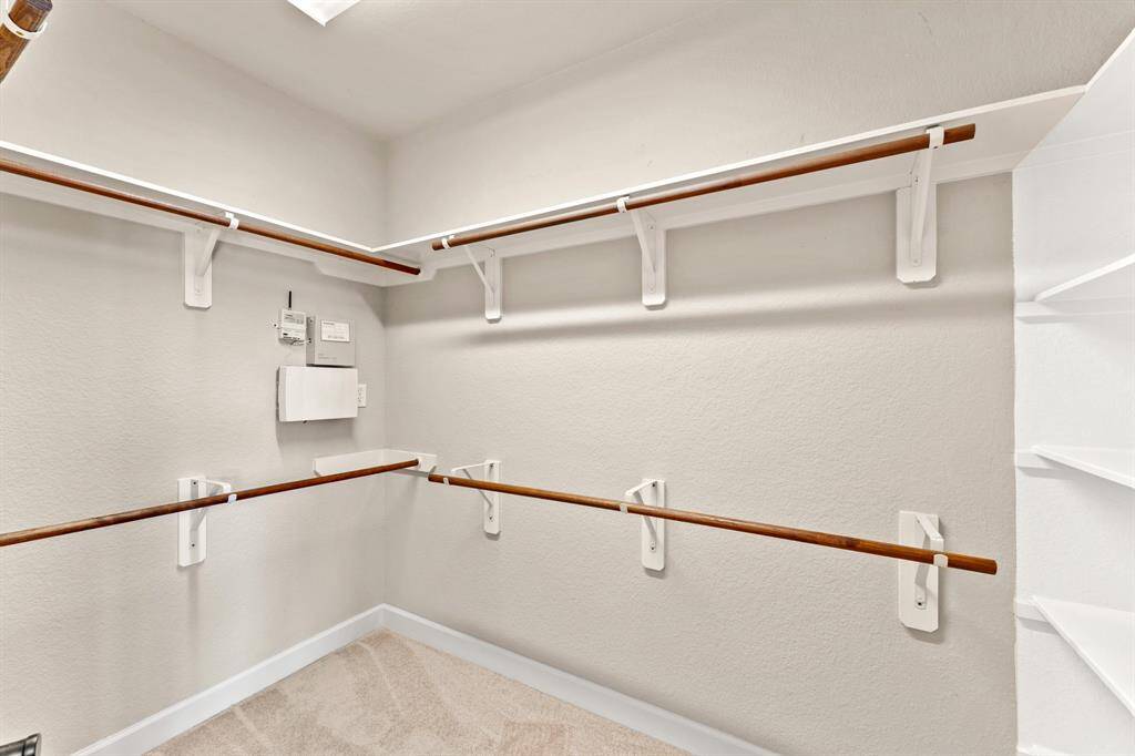 Walk in closet
