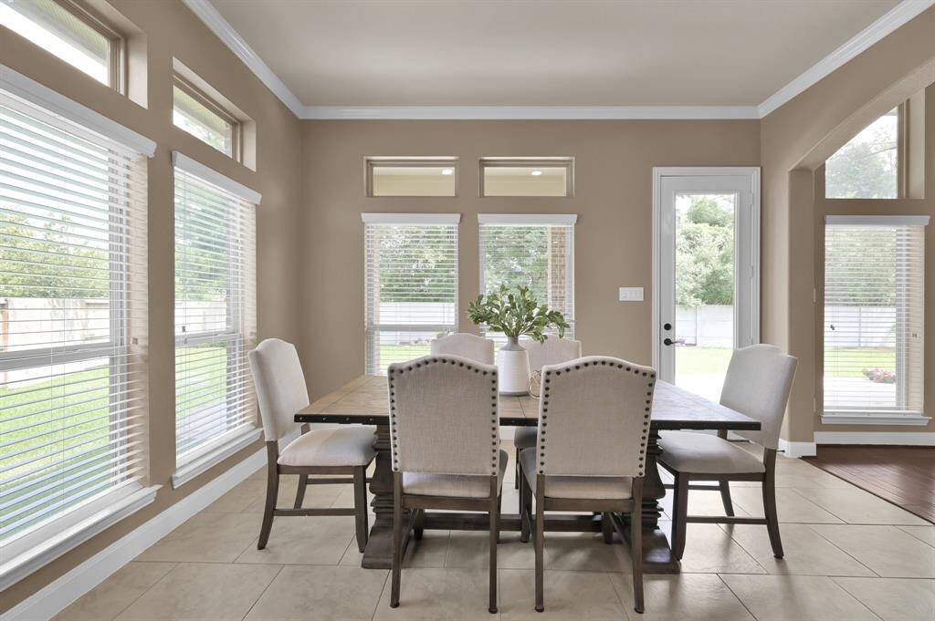Breakfast room