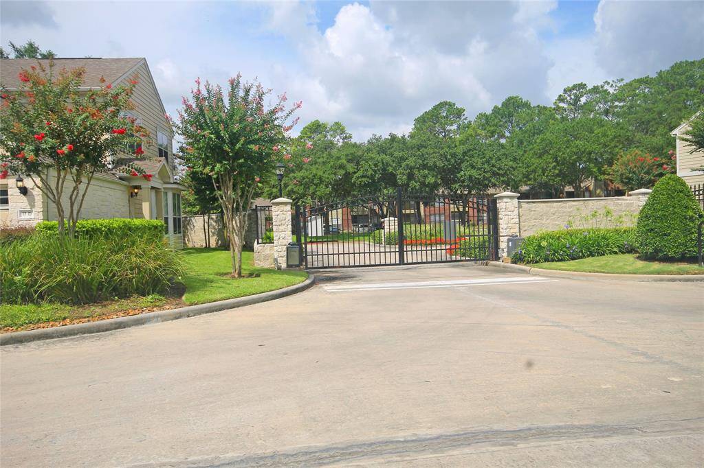 Lovely gated community.