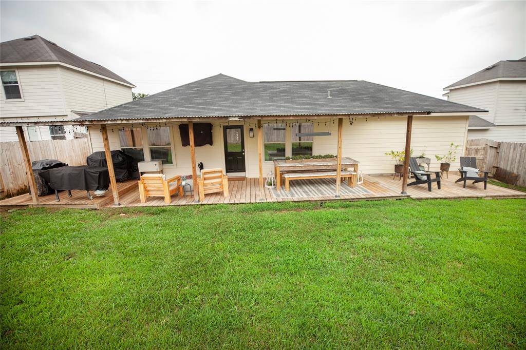 Whether you’re looking to entertain guests under the lights or enjoy a quiet morning coffee, this backyard blends comfort, charm, and functionality.