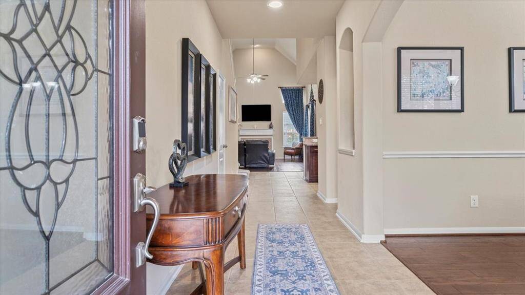 Entry way