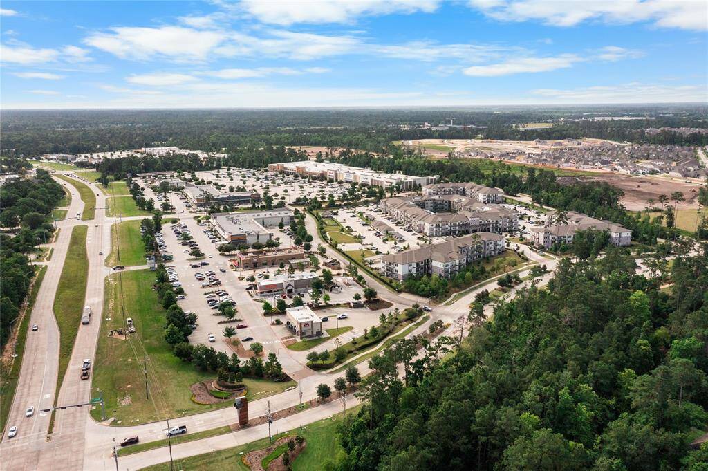 336 Marketplace
