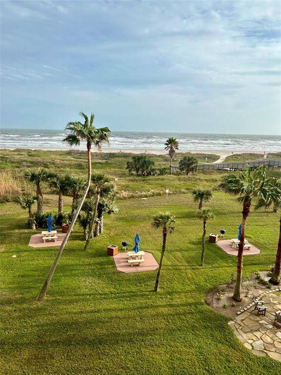 Discover the epitome of coastal elegance at the acclaimed Galvestonian nestled on the tranquil East end of Galveston Island. Immerse yourself in breathtaking view of vast ocean from your private balcony. This exclusive residence offers more than just a home; it’s a lifestyle. Your next house is everything you would want in your beach abode sans the maintenance headaches. This 854 square-foot gem boasts two bedrooms and two bathrooms. The kitchen seamlessly opens up to the living area, offering a beach vie