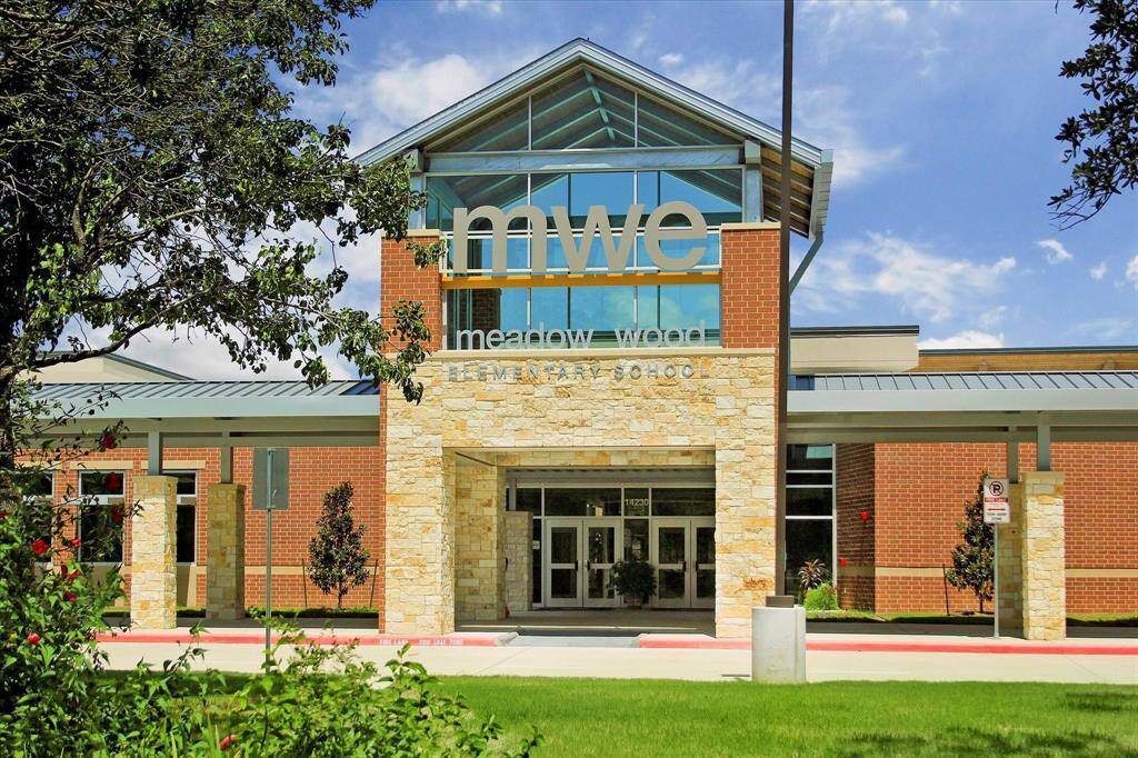 Meadow Wood Elementary is often selected as a tour school to demonstrate best institutional practices. Commended for being a "No Place to Hate" they love their students and are proud to see them grow!