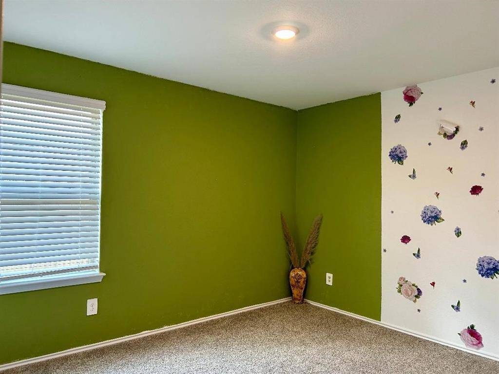 2nd Bedroom