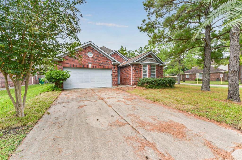 Double Car Attached Garage 3 Bed 2 Bath