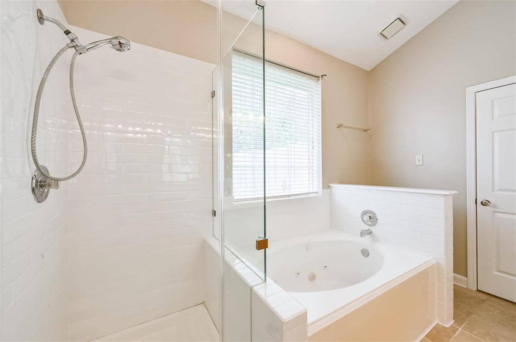 Frameless Glass Shower
